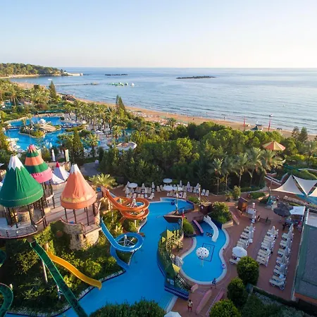 Aqi Pegasos Royal 酒店