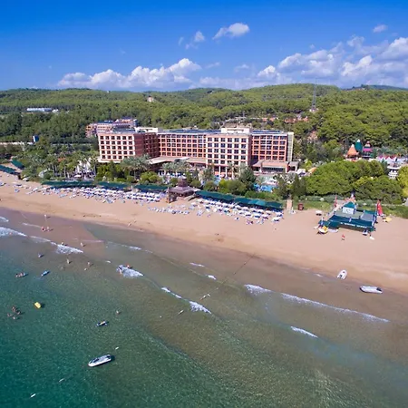 Aqi Pegasos Royal 酒店