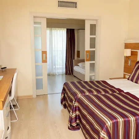 Aqi Pegasos Royal 5*