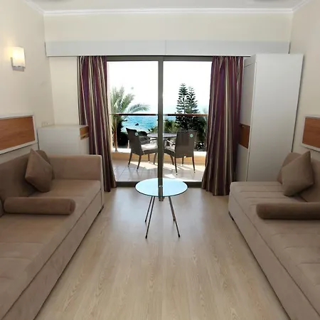 Aqi Pegasos Royal Hotel 5*