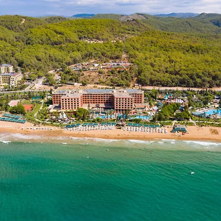 Aqi Pegasos Royal 5*