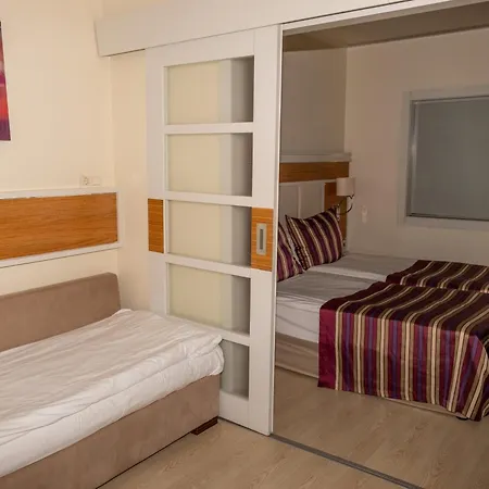 Hotell Aqi Pegasos Royal 5*