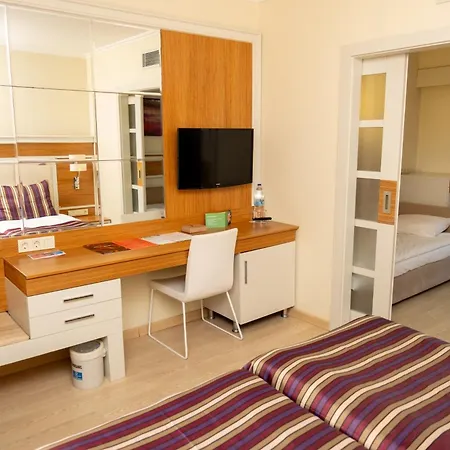 Hotell Aqi Pegasos Royal 5*